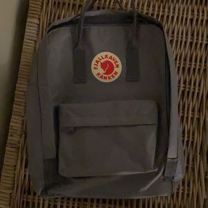 Fake Kanken (free with purchase)